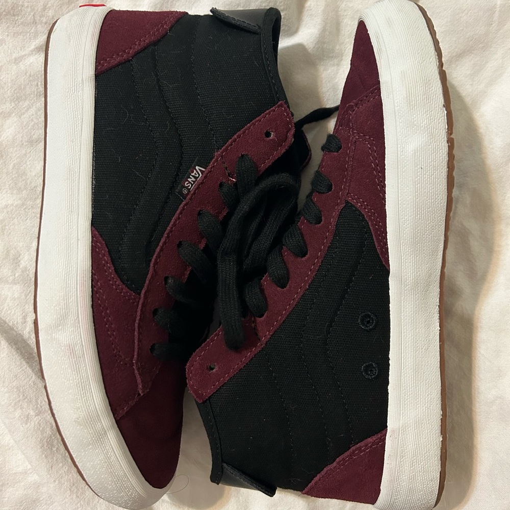 VANS Sk8-Hi Shoe size 7.5